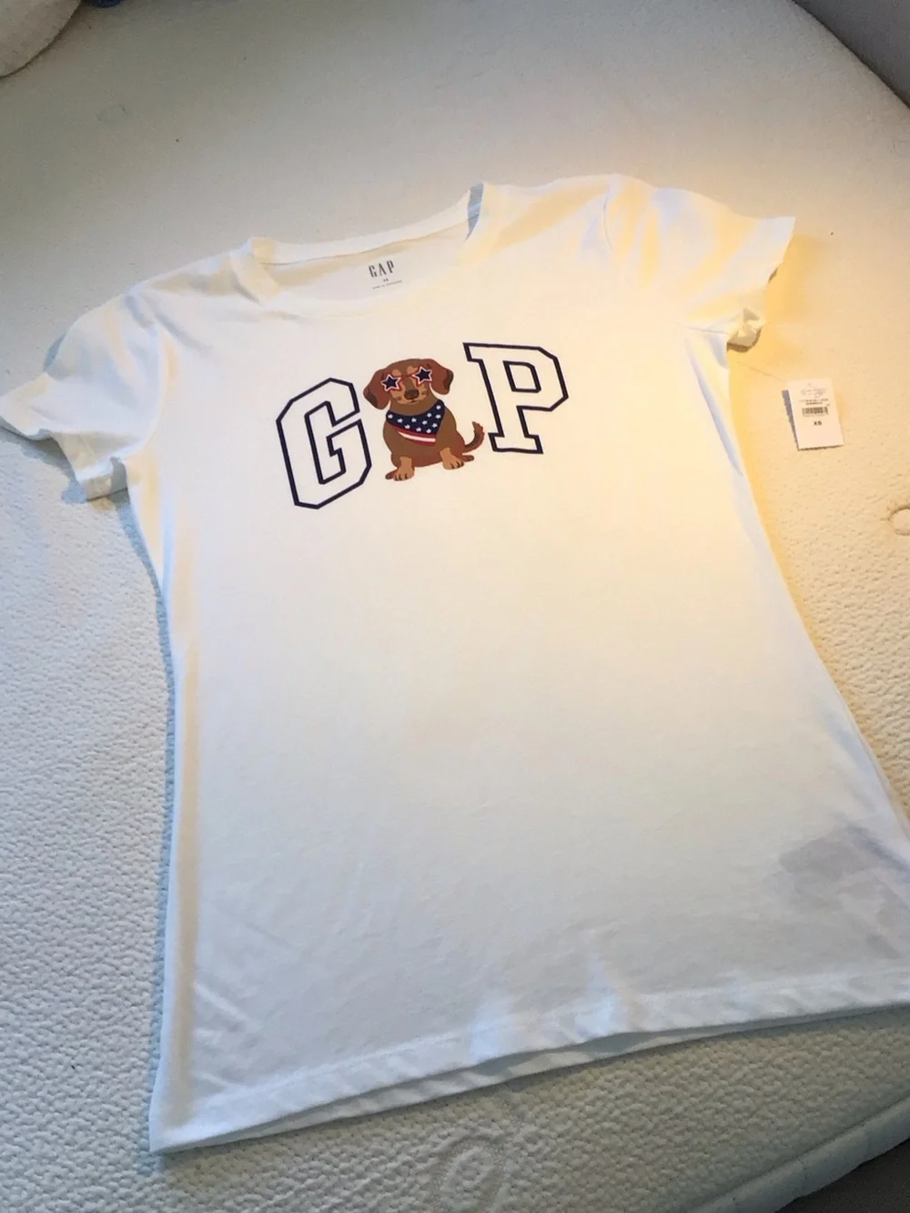 GAP LIMITED EDITION white tee